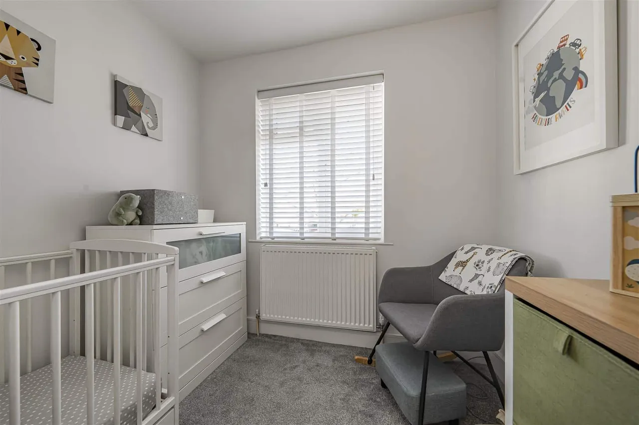 Greenacre, Windsor, SL4 5LW, photo 13