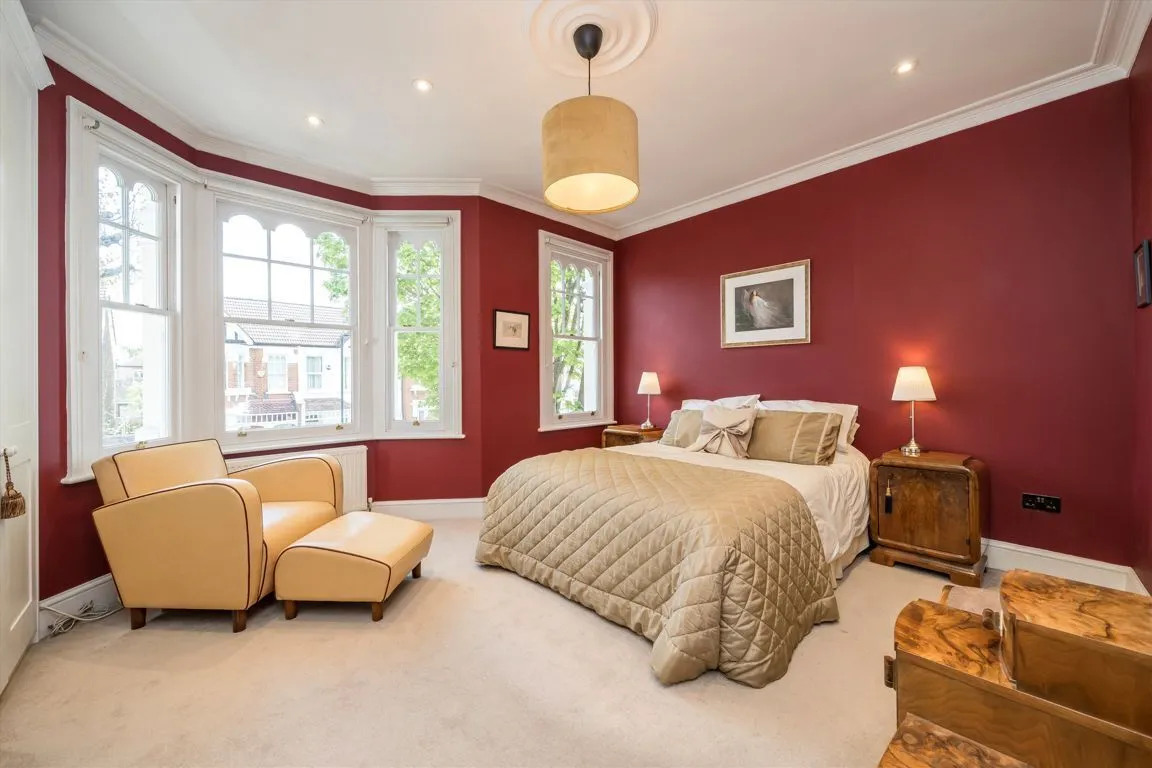 Adelaide Road, W13, photo 5