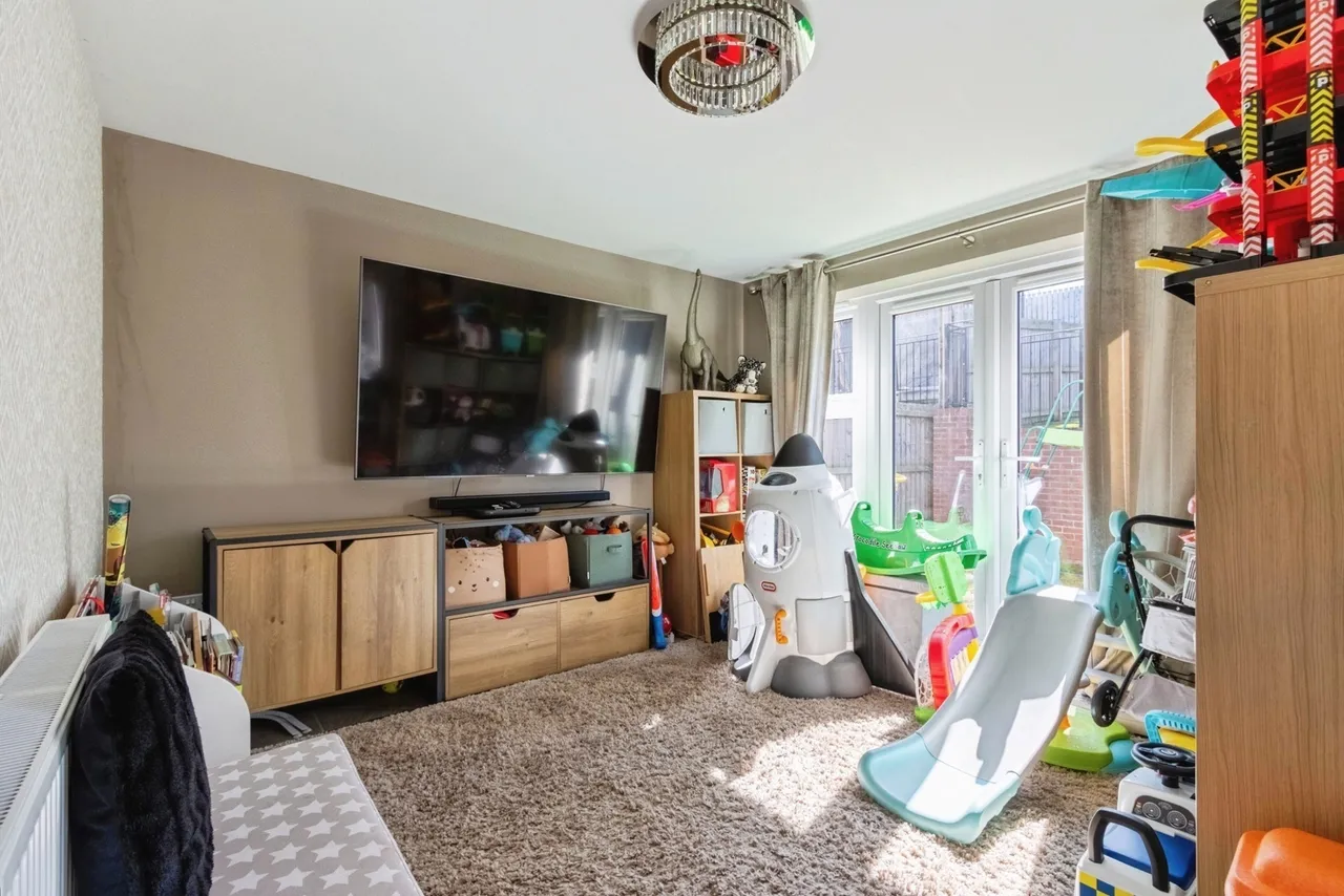 Stanley Hall Drive, Wakefield, West Yorkshire, WF1, photo 8