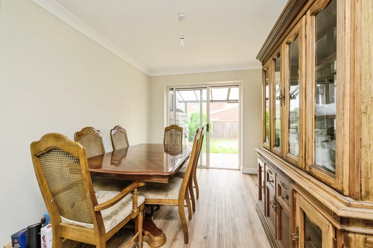 Bentley Avenue, Yaxley, Peterborough, photo 5