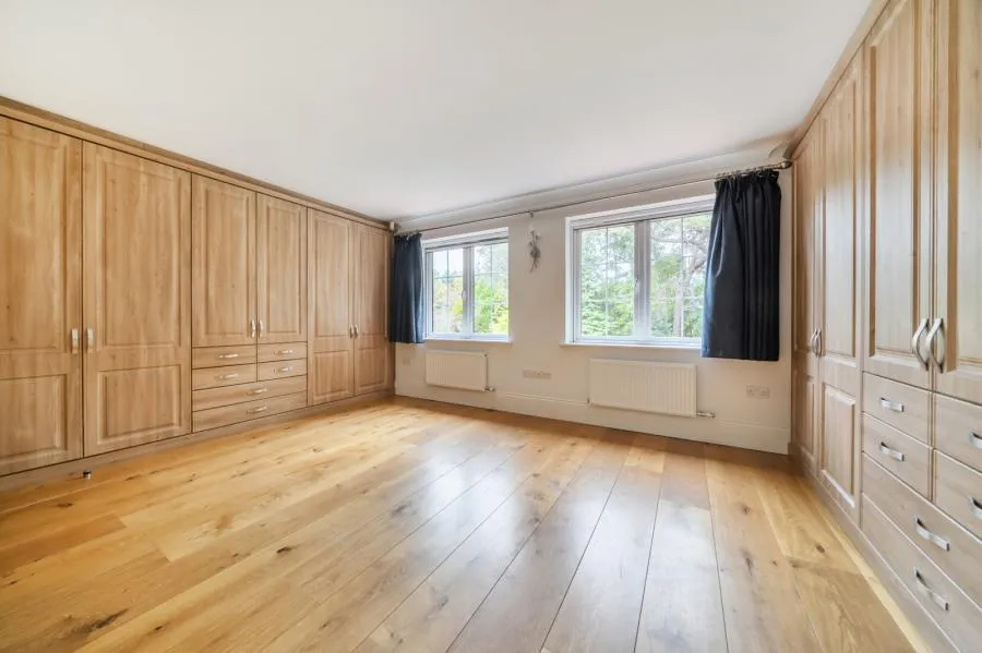 Ambleside Road, Lightwater, GU18, photo 14
