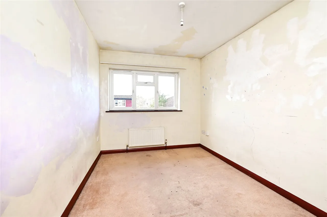 Oakfield Road, Ashford, TW15, photo 12