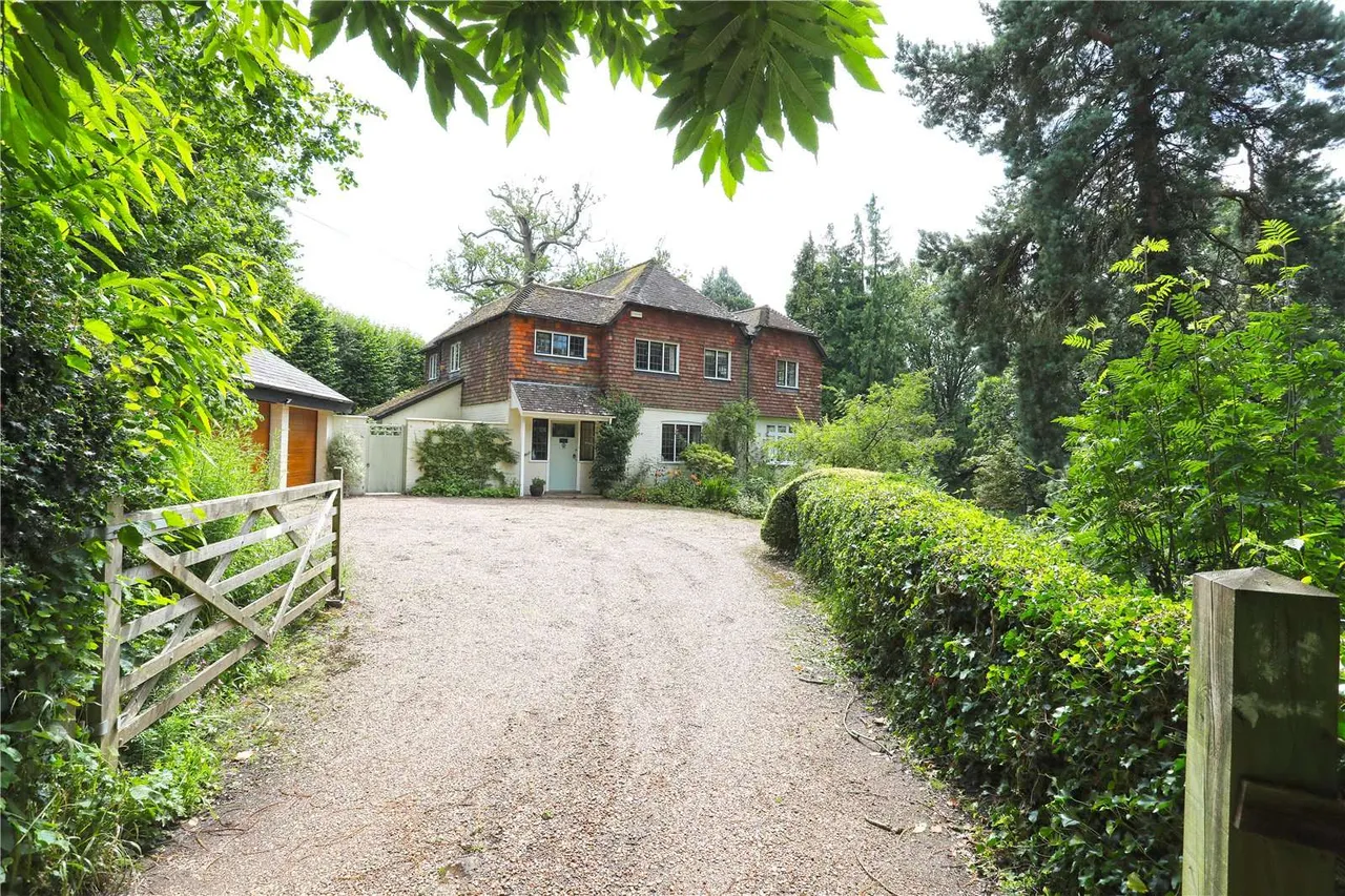 Penshurst Road, Speldhurst, Tunbridge Wells, Kent, TN3 0PJ, photo 2