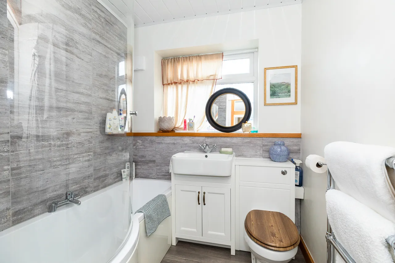 Eton Way, Orrell, WN5, photo 17