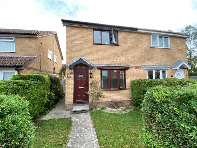 2 bed property for sale — Palm Tree Close Bridgwater, Somerset TA6 4XB
