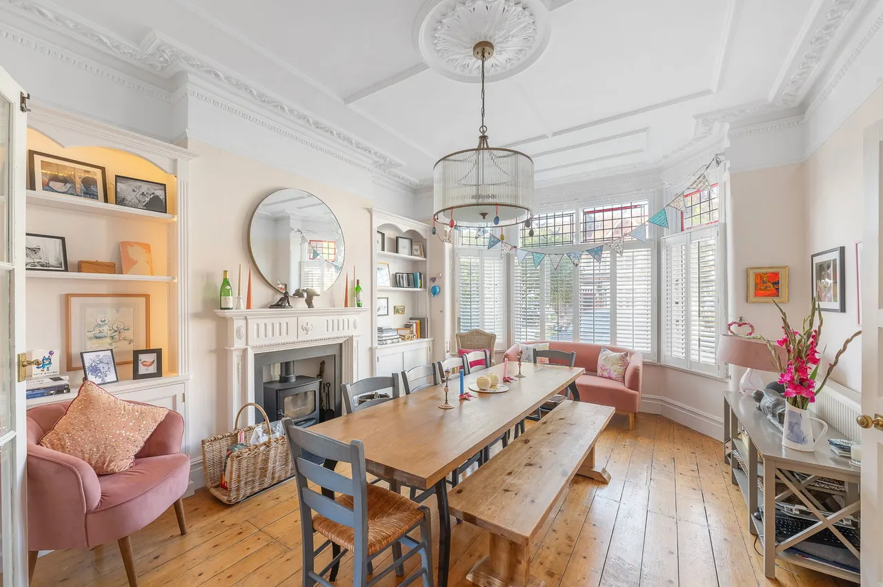 4 bed house for sale, Braxted Park, London, SW16