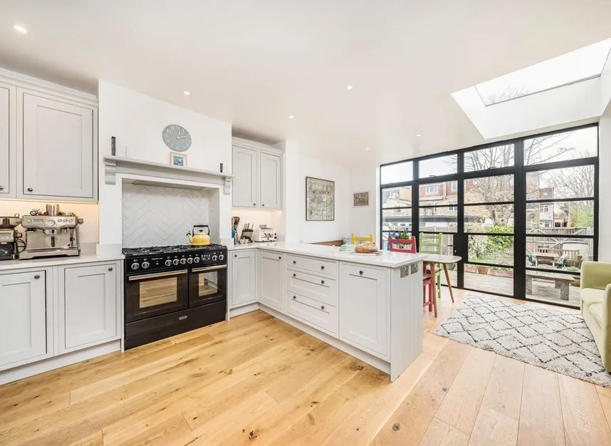 2 bed house for sale — Parkleigh Road, Wimbledon, SW19