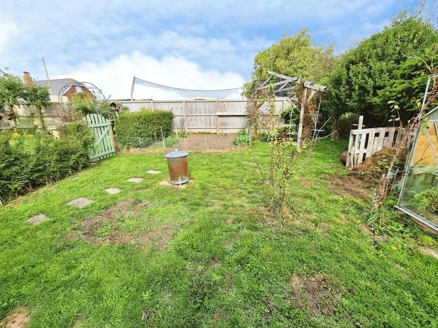 Cowes Road, Newport, PO30, photo 19