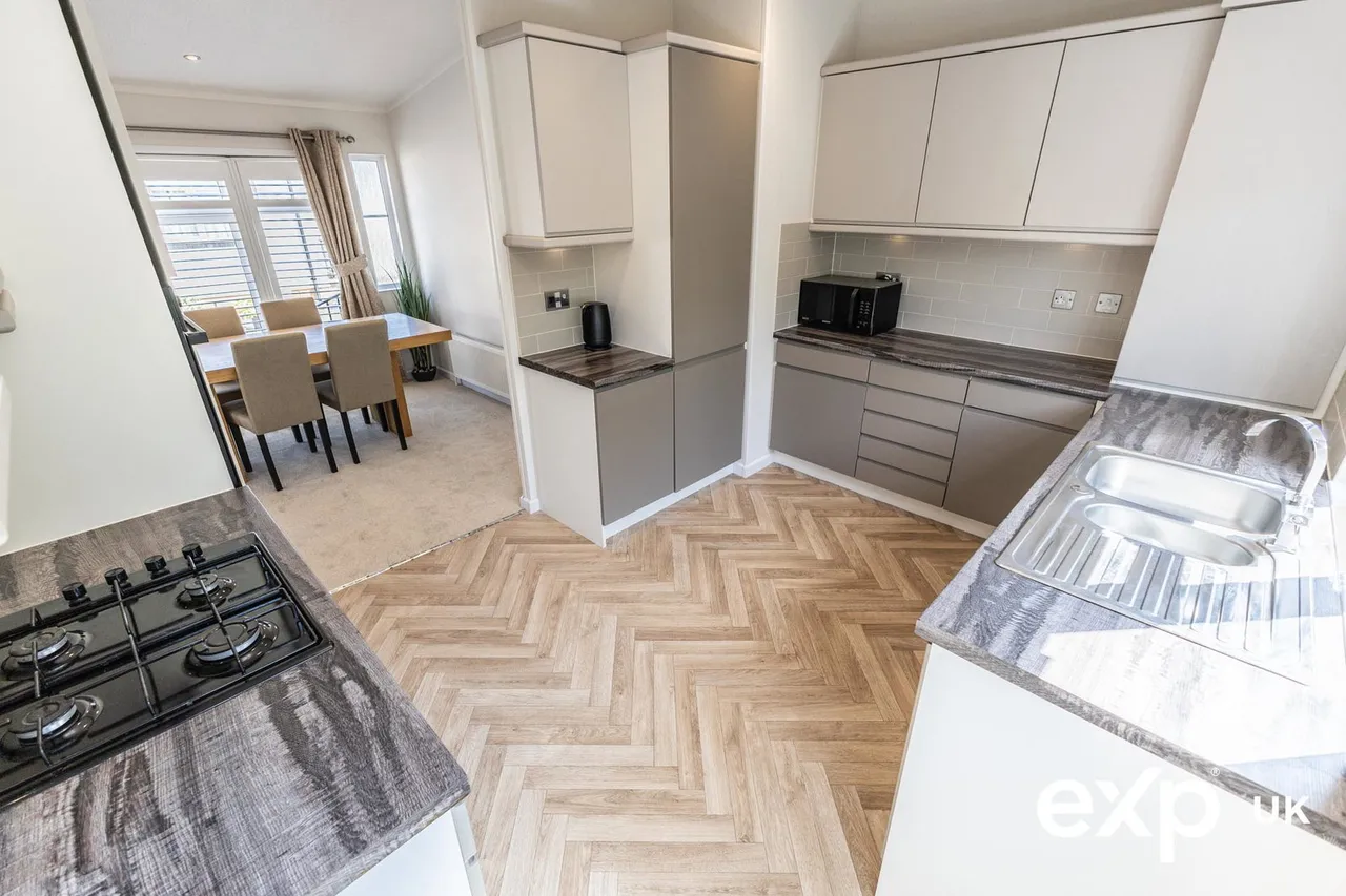 Fairfield Park, Ollerton, NG22, photo 12