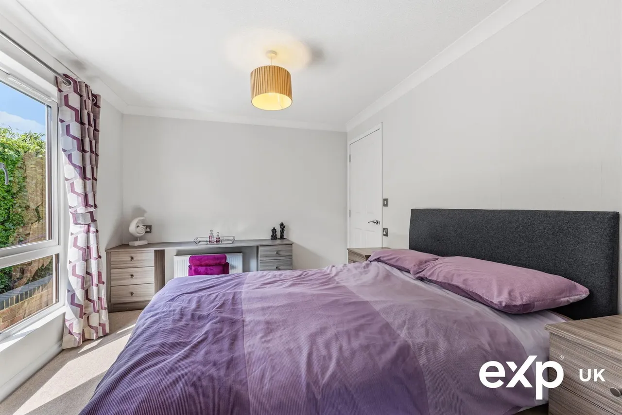Fairfield Park, Ollerton, NG22, photo 17
