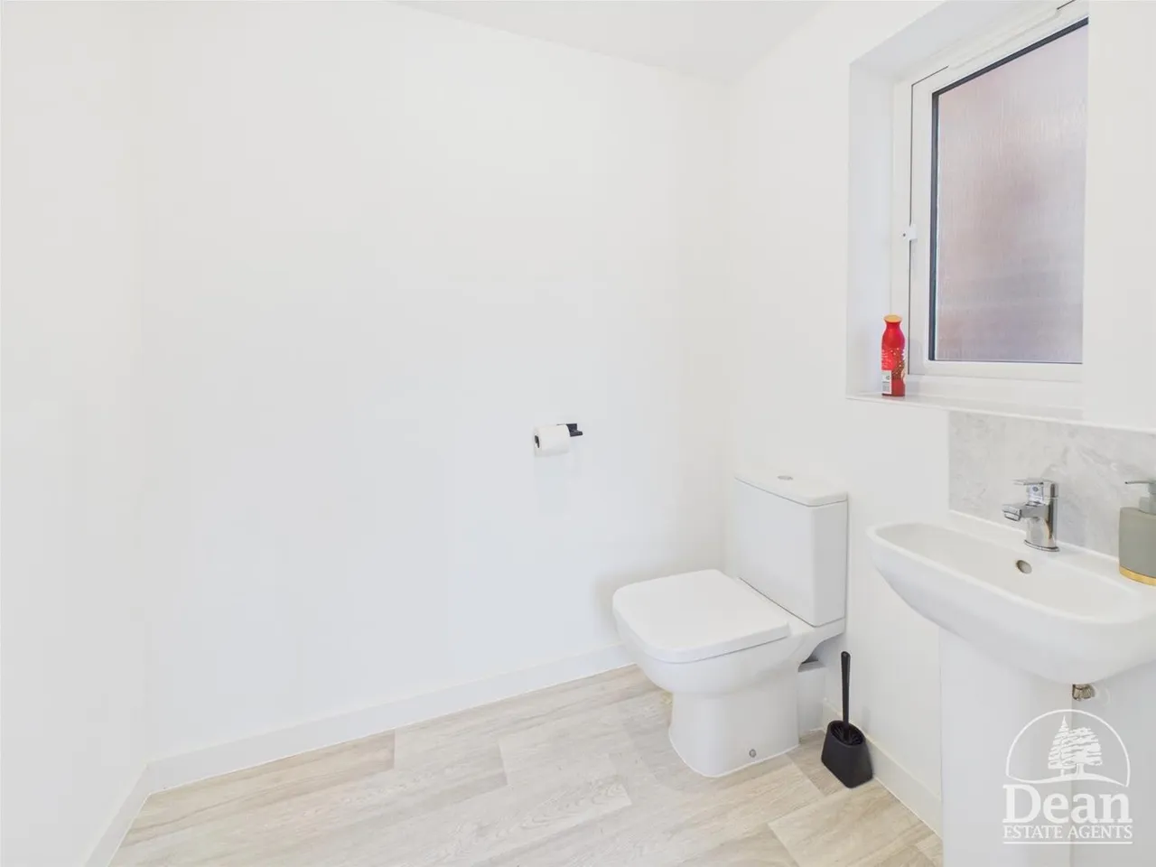 Mallard Way, Lydney, photo 6