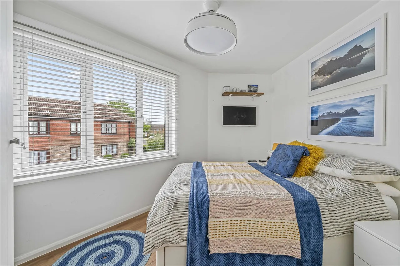 Stanford Close, Hampton, TW12 3XZ, photo 6