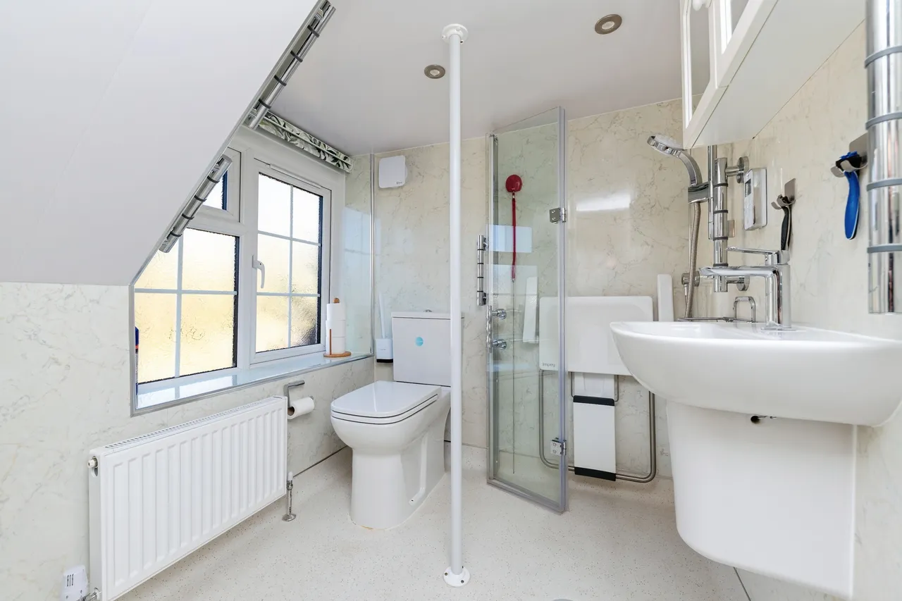 The Quadrant, Letchworth Garden City, SG6, photo 12