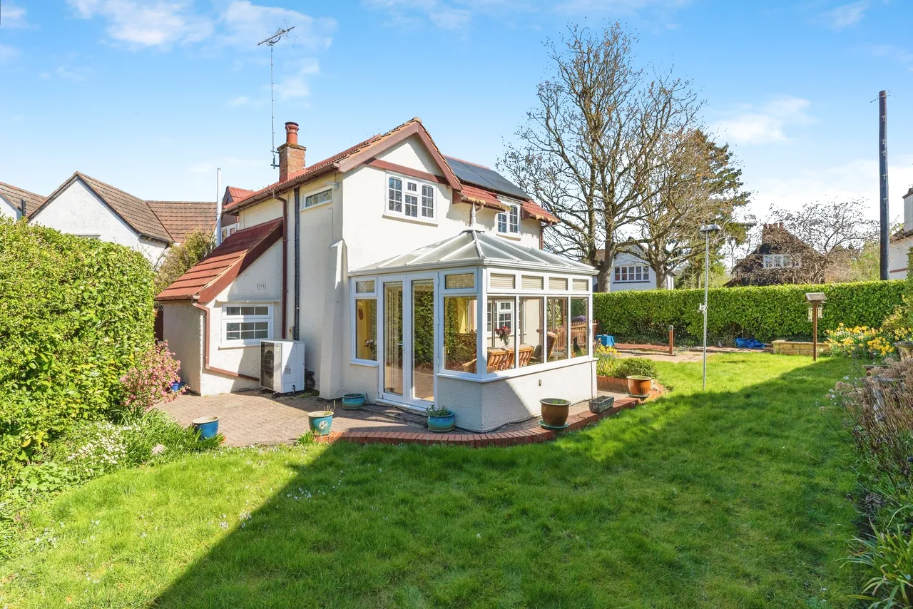 3 bed house for sale, The Quadrant, Letchworth Garden City, SG6
