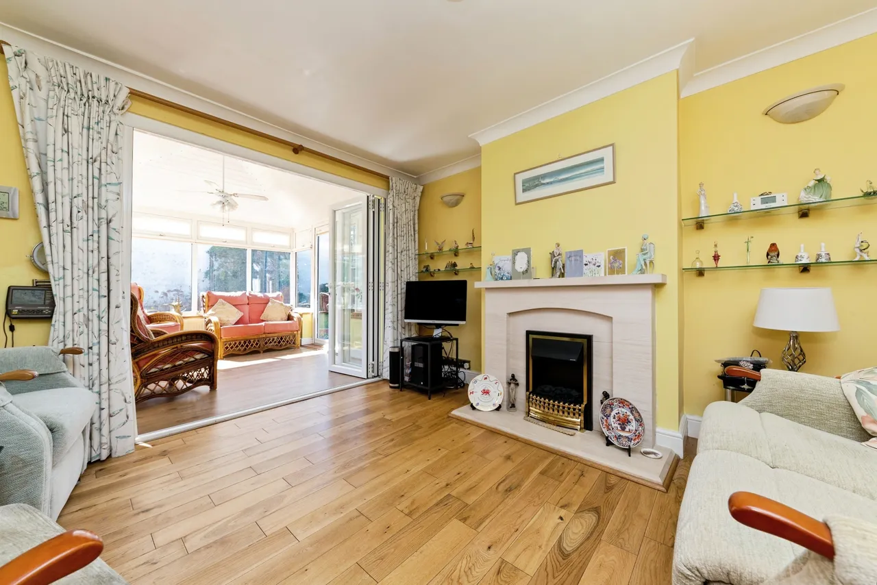 The Quadrant, Letchworth Garden City, SG6, photo 4