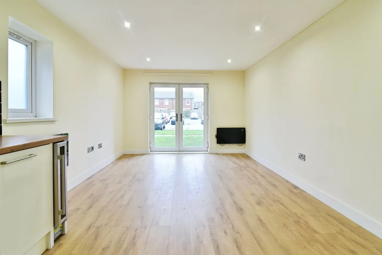 Fitzalan Road, Sheffield, S13, photo 2