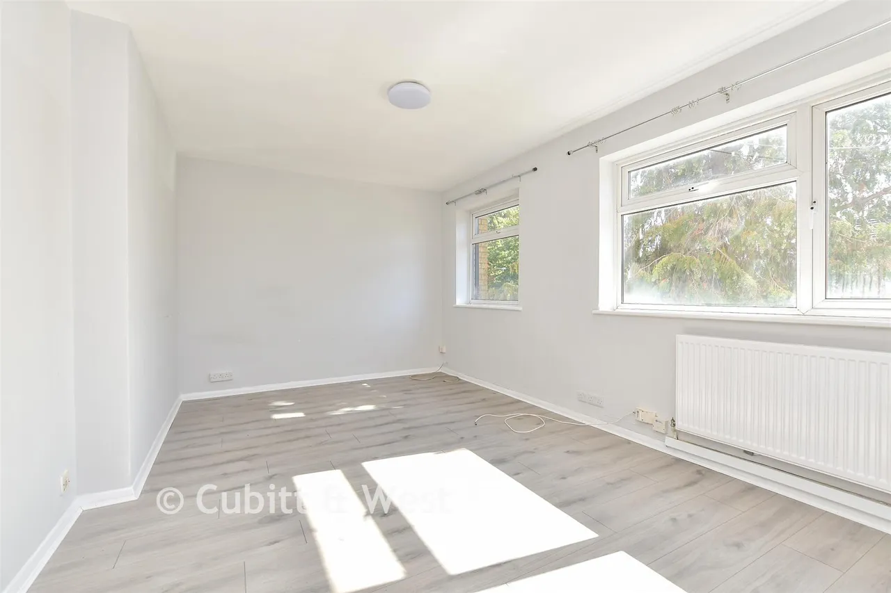 Ross Road, Wallington, SM6, photo 2