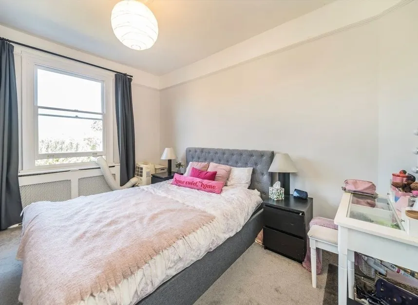 Wormholt Road, London, W12, photo 5