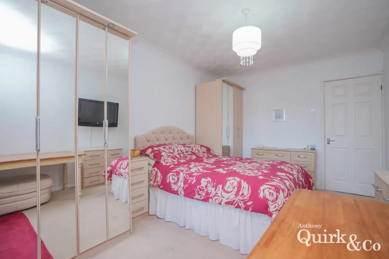 Corona Road, Canvey Island, SS8, photo 10
