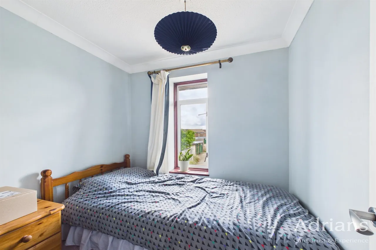 Petunia Crescent, Springfield, CM1, photo 18