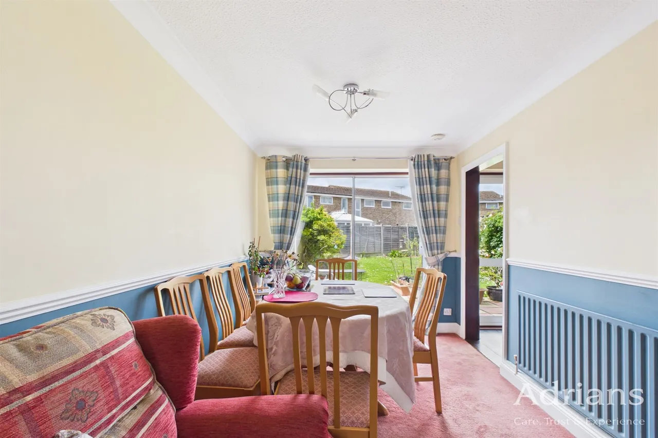 Petunia Crescent, Springfield, CM1, photo 11