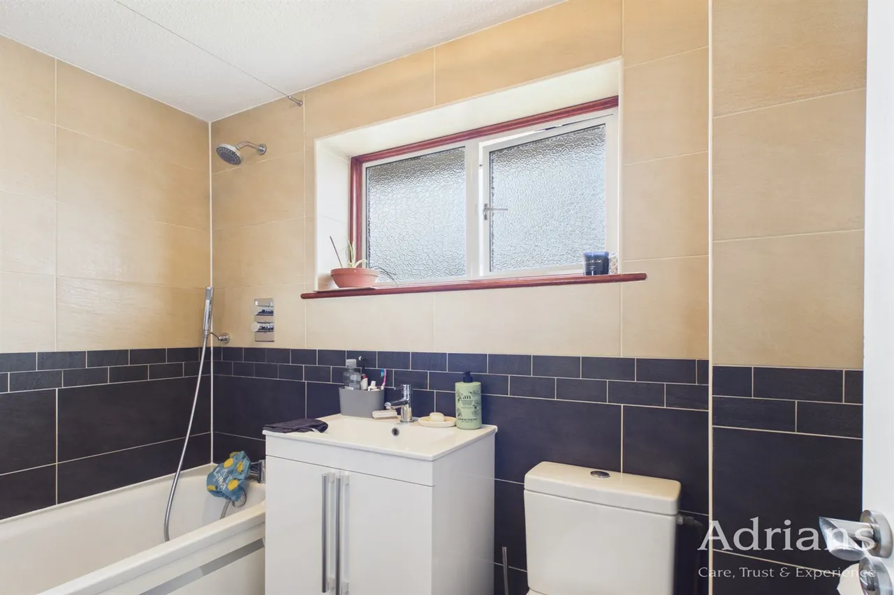 Petunia Crescent, Springfield, CM1, photo 19