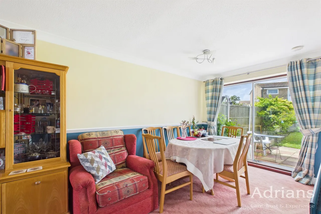 Petunia Crescent, Springfield, CM1, photo 8
