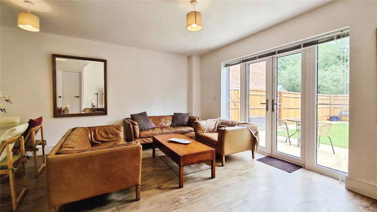 Assheton Croft, Binfield, Bracknell, Berkshire, RG42 5HQ, photo 4