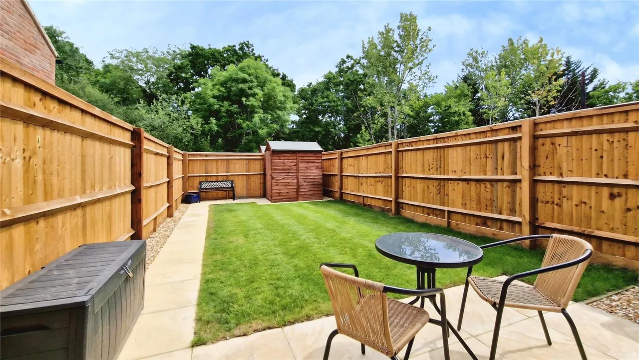 Assheton Croft, Binfield, Bracknell, Berkshire, RG42 5HQ, photo 16