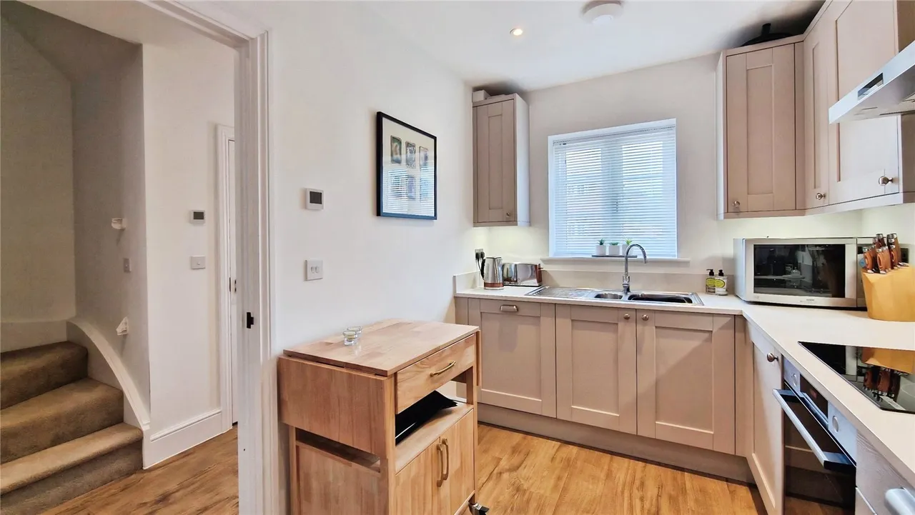 Assheton Croft, Binfield, Bracknell, Berkshire, RG42 5HQ, photo 5