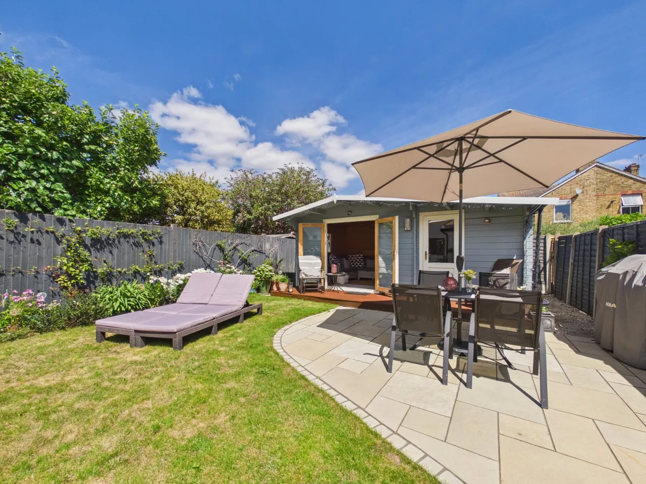 Ashford, Surrey, photo 14