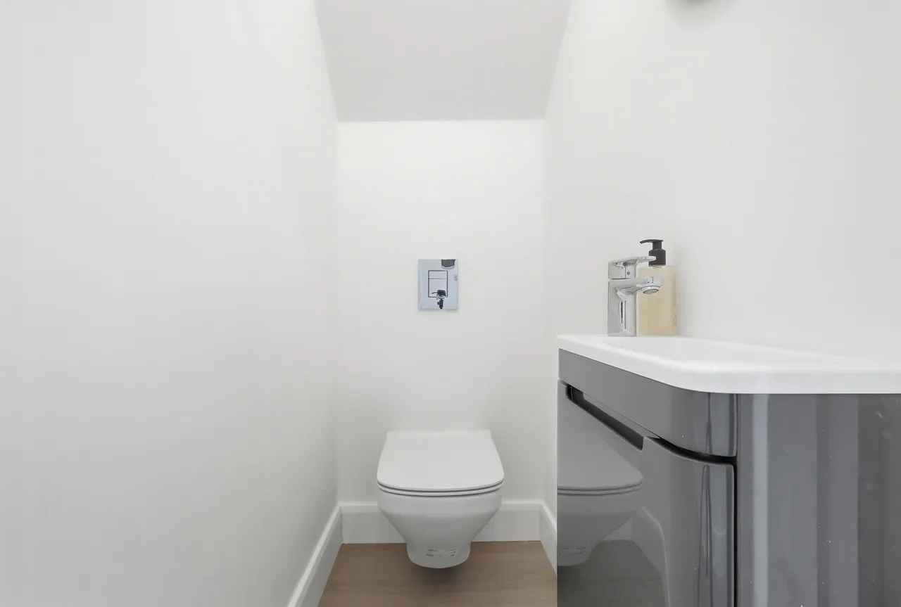 Woodford Green, IG8, photo 17