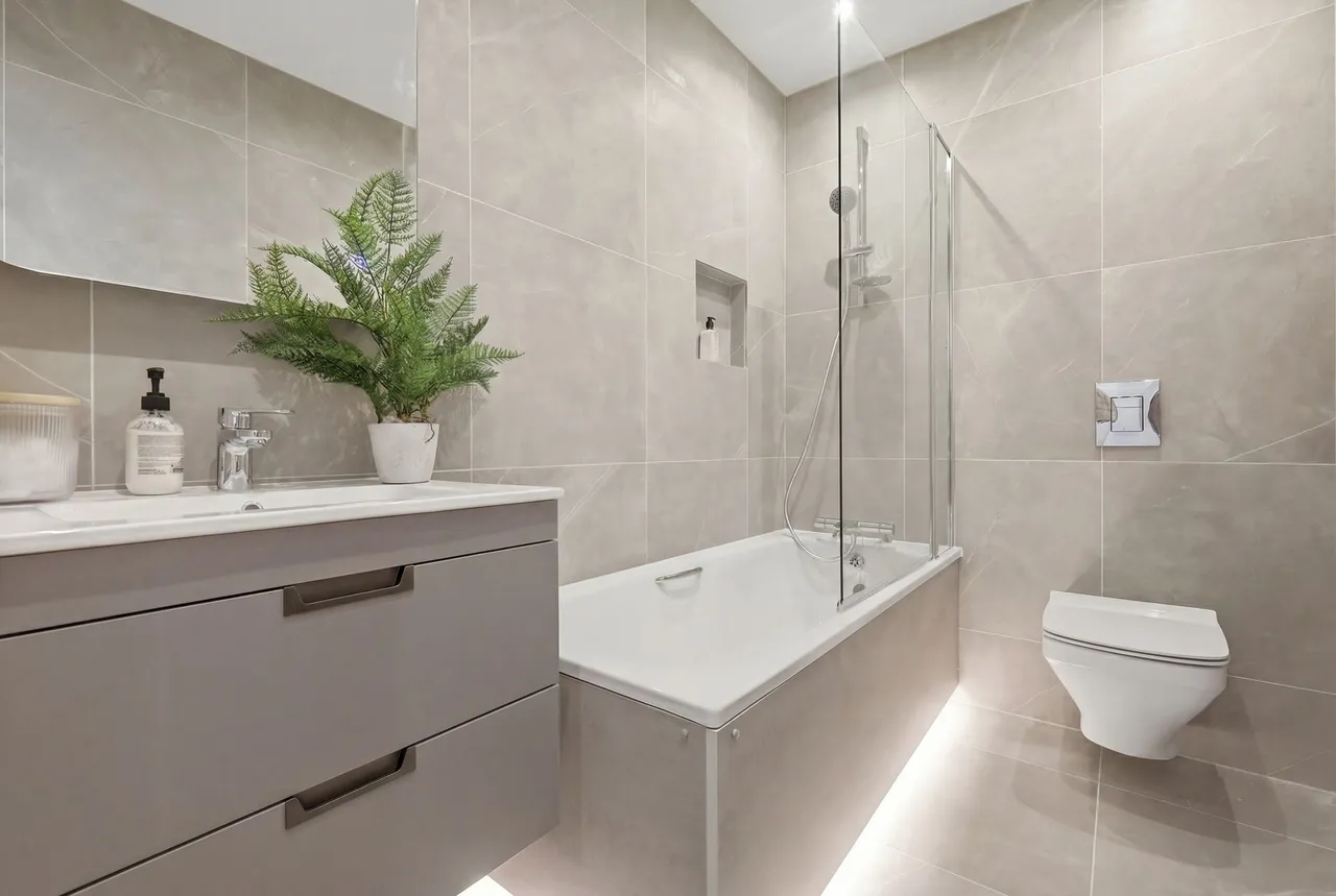 Woodford Green, IG8, photo 18