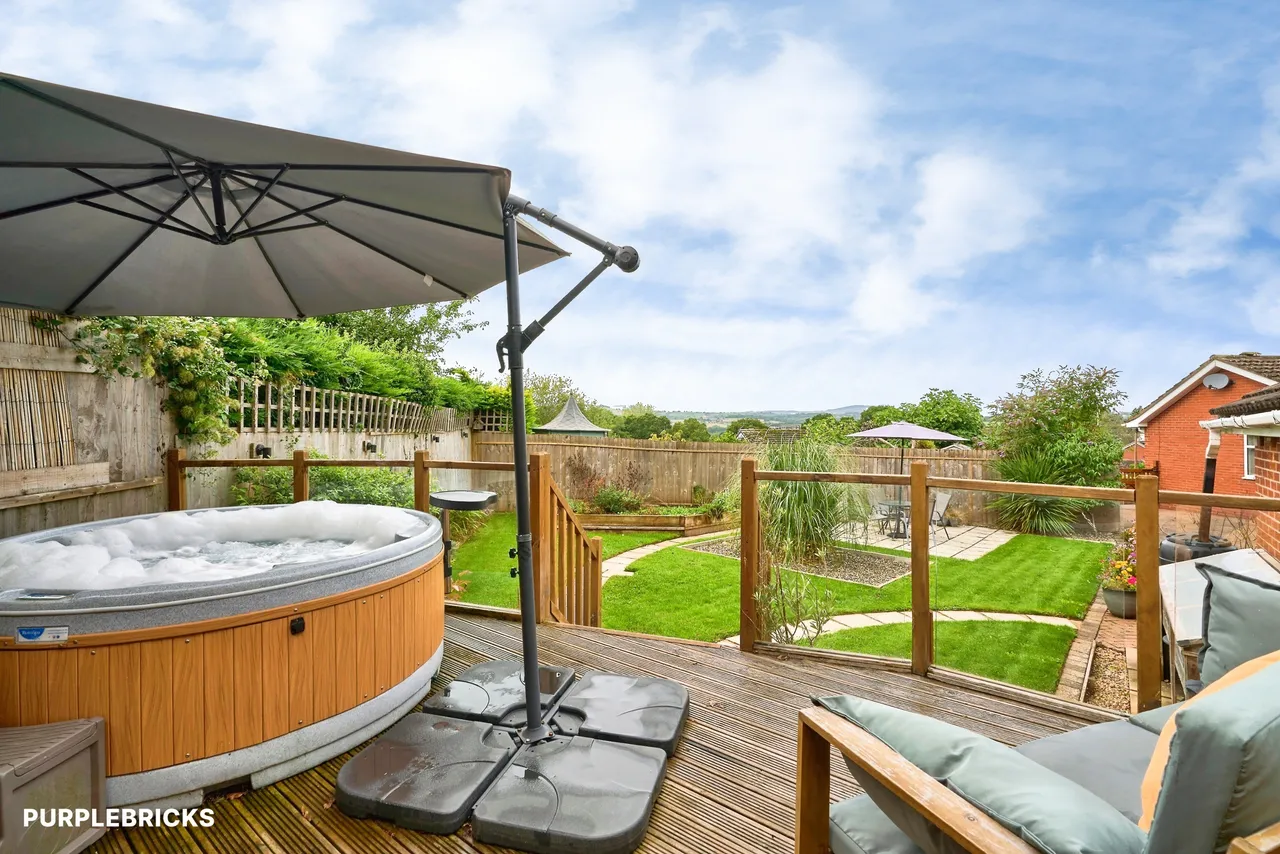 Clee Rise, Bridgnorth, WV16, photo 4