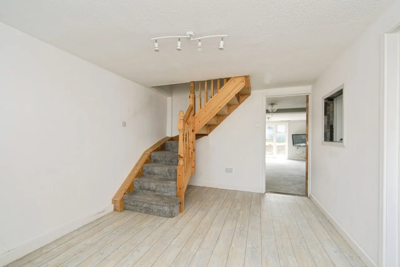 Pen Y Bryn Road, Llanfairfechan, LL33, photo 3