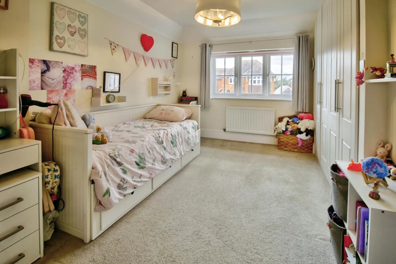 Admiral Way, Tonbridge, TN12, photo 13