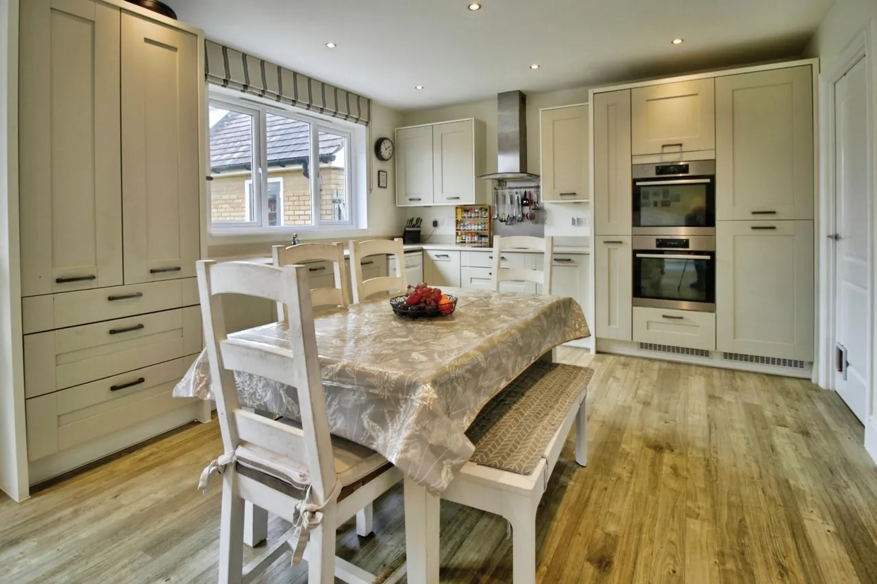 Admiral Way, Tonbridge, TN12, photo 5