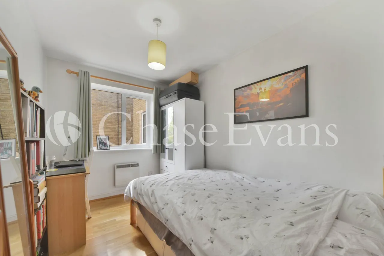 Langbourne Place, Isle Of Dogs, London, E14, photo 8