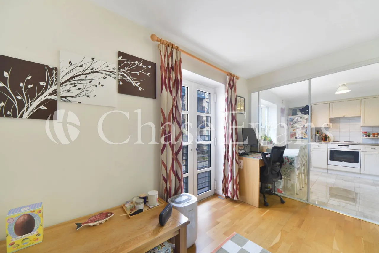 Langbourne Place, Isle Of Dogs, London, E14, photo 7