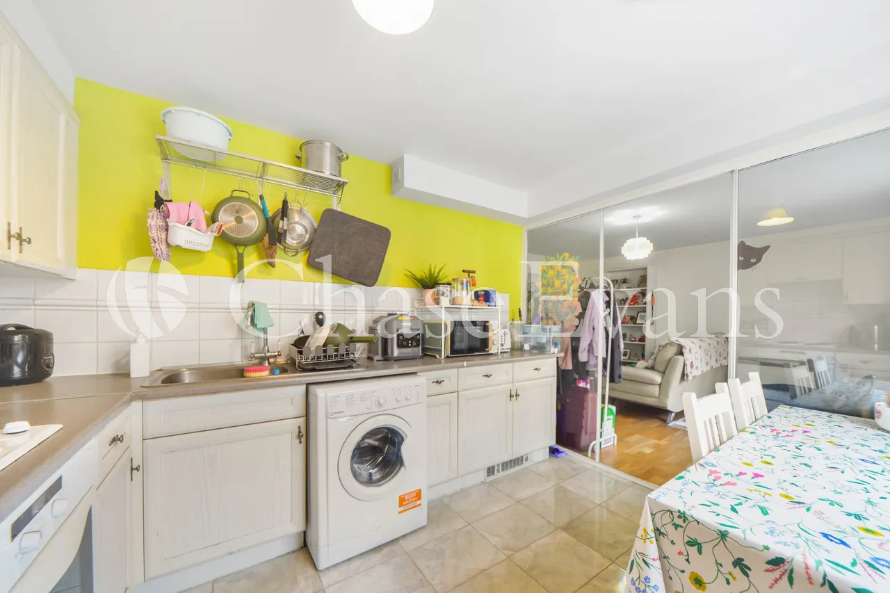 Langbourne Place, Isle Of Dogs, London, E14, photo 4