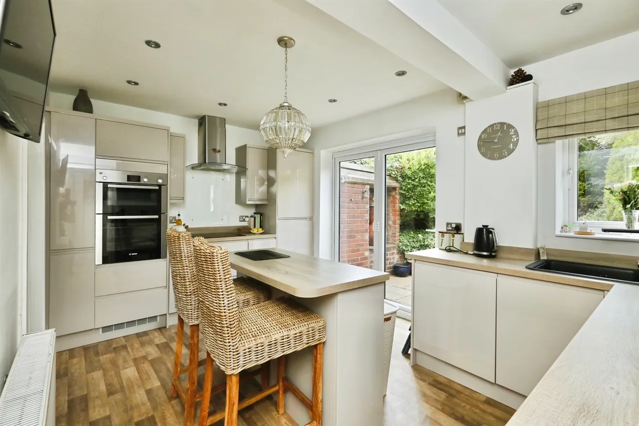 Redthorn Road, Handsworth, Sheffield, photo 3