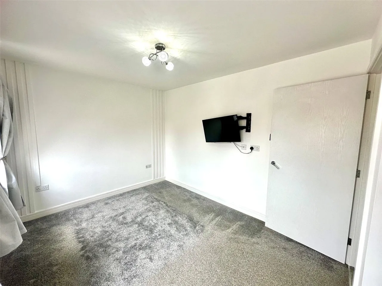 Staithes Drive, Wakefield, West Yorkshire, WF1, photo 6