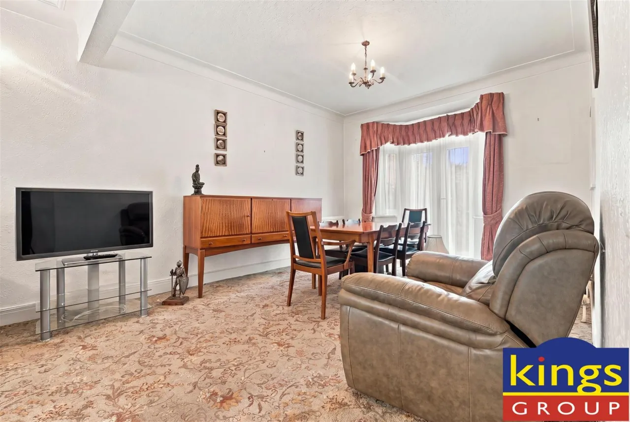 Carlton Terrace, Edmonton, N18, photo 6