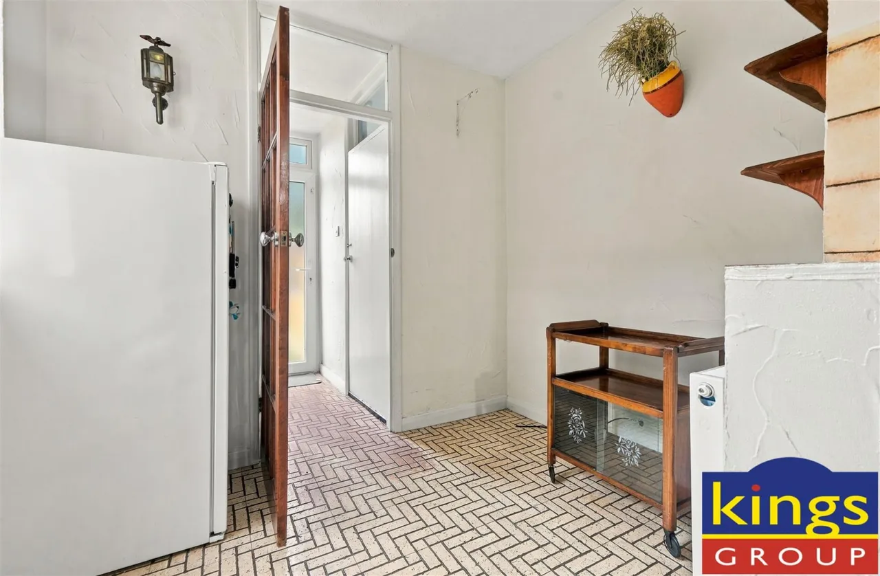 Carlton Terrace, Edmonton, N18, photo 10