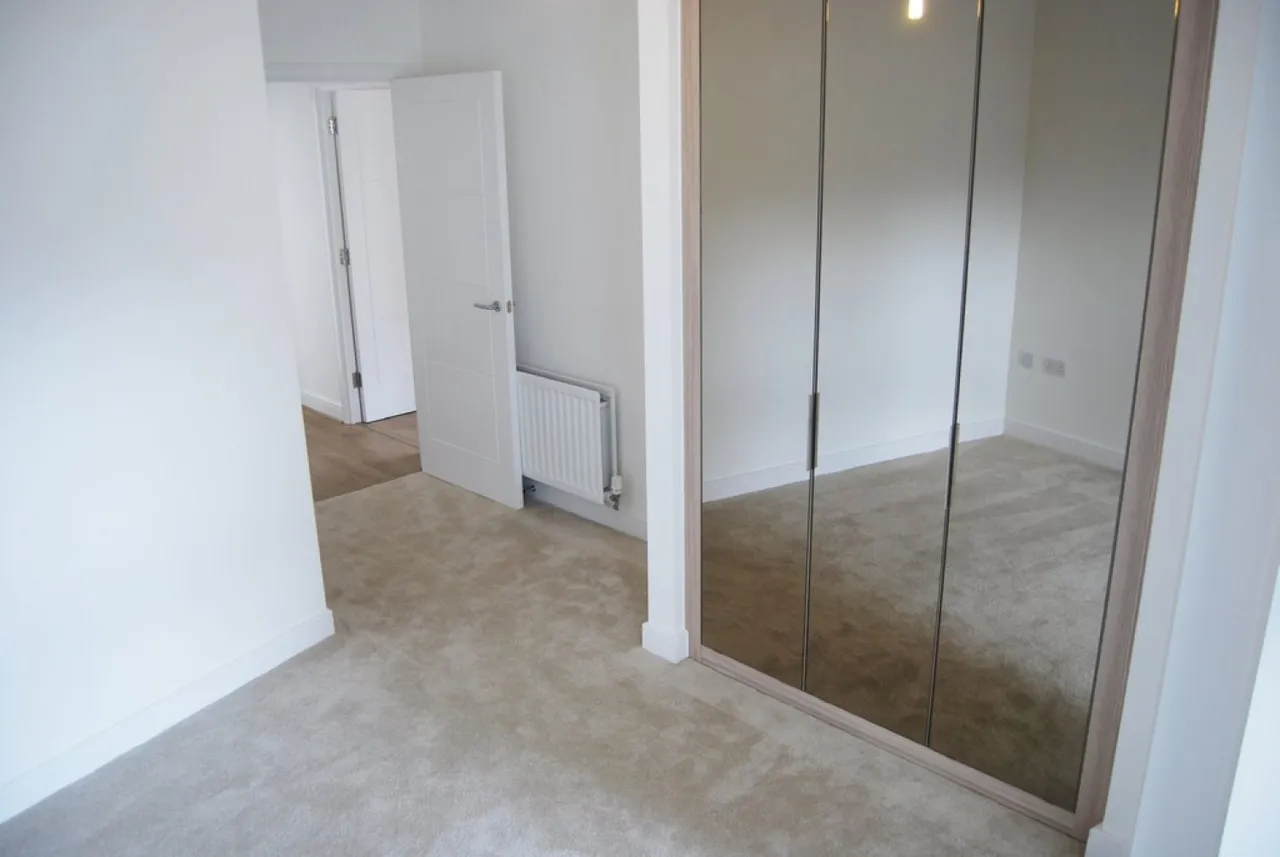 Sovereign Way, Tonbridge, photo 5