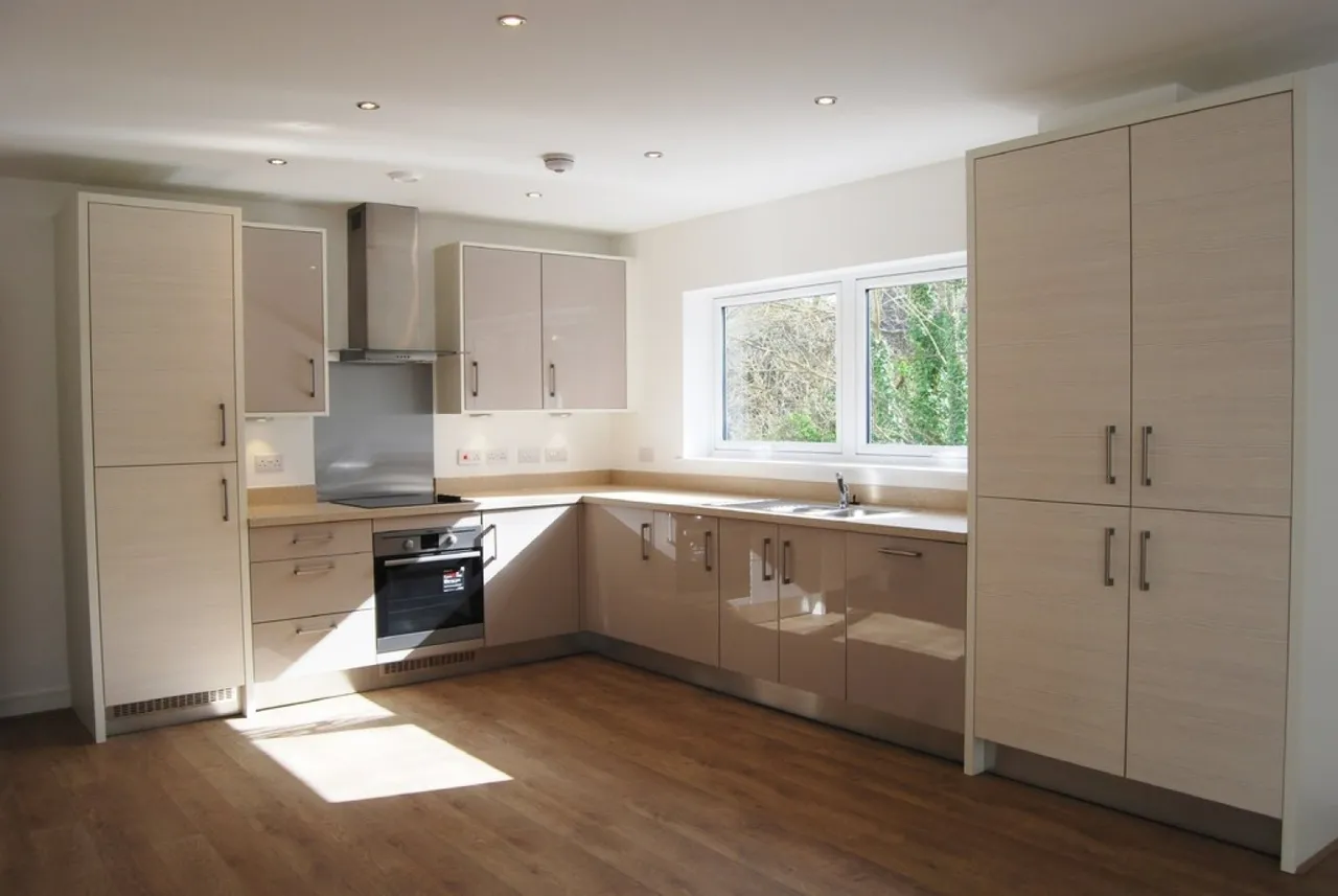 Sovereign Way, Tonbridge, photo 3
