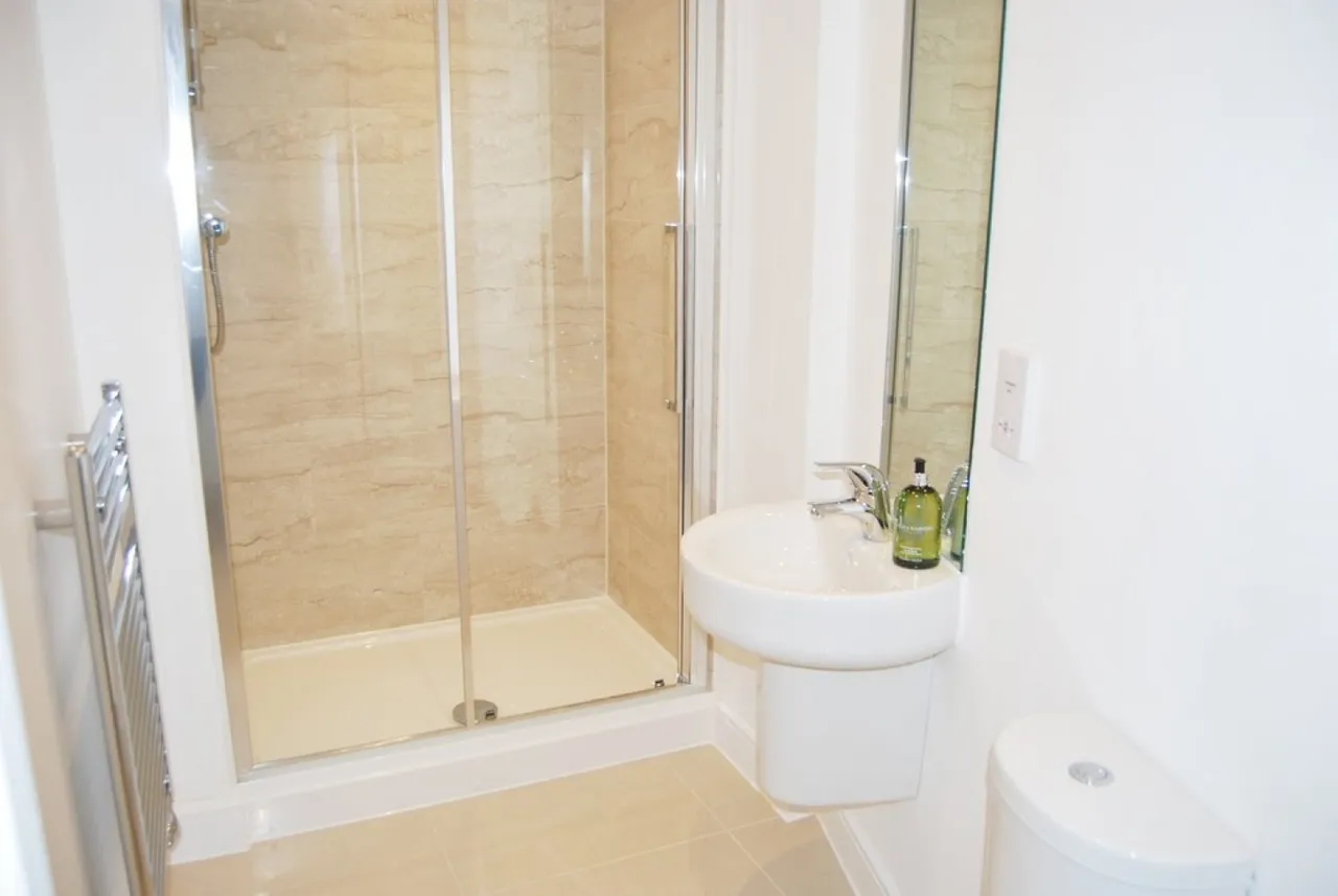 Sovereign Way, Tonbridge, photo 7