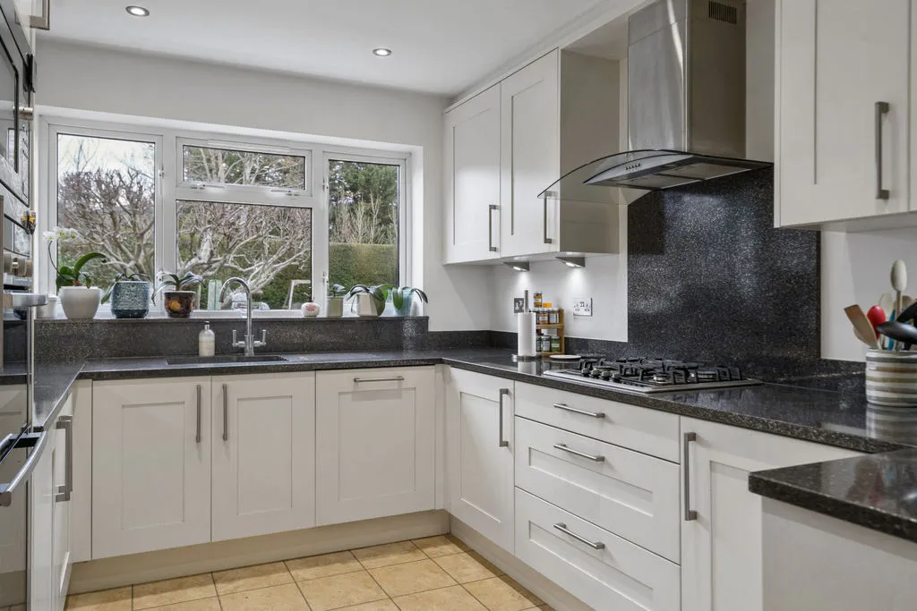River Park Drive, Marlow SL7 1QT, photo 8
