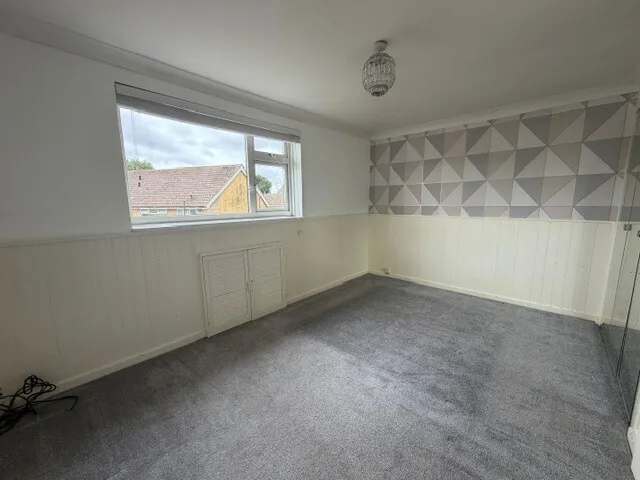 Oak Tree Road, photo 6