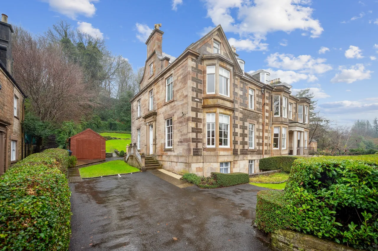 5 bed flat to rent, Henderson Street, Bridge of Allan, FK9